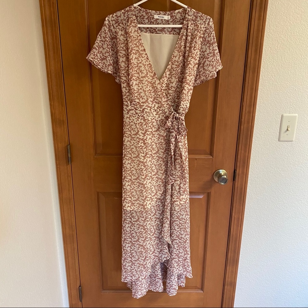 Mod Ref Dresses | Red and Cream Floral Wrap Dress